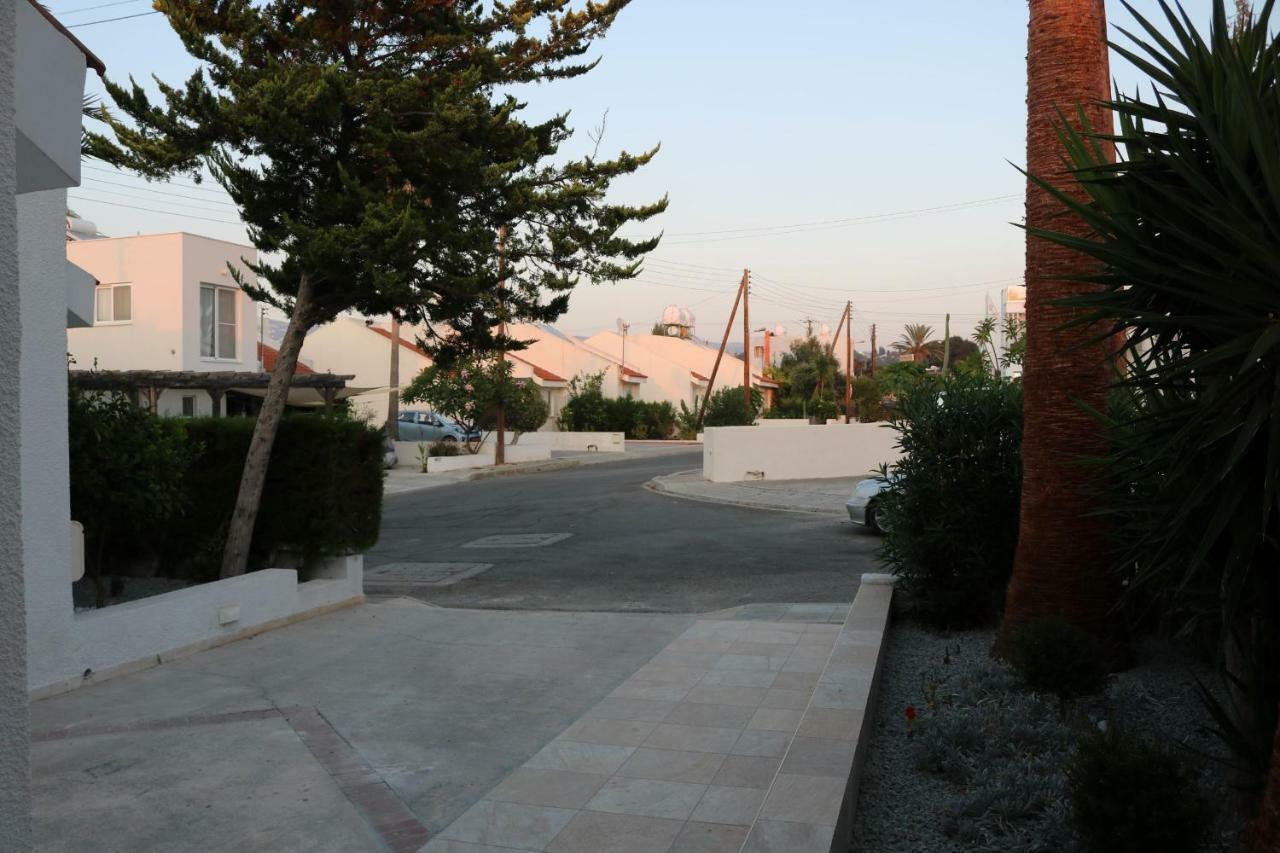 Paphos Yulya Villa By Taimoura מראה חיצוני תמונה