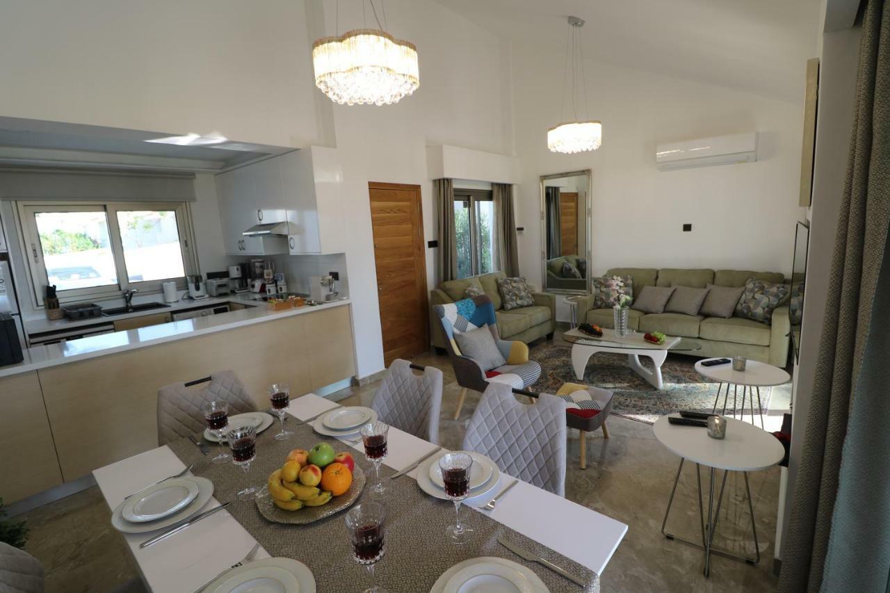 Paphos Yulya Villa By Taimoura מראה חיצוני תמונה