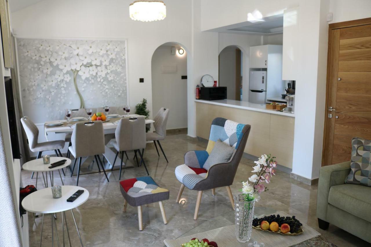 Paphos Yulya Villa By Taimoura מראה חיצוני תמונה